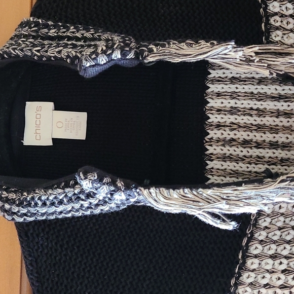 Sweater - Picture 2 of 13